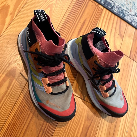 Adidas TERREX FREE HIKER NOTHING LEFT BEHIND 8.5 limited edition water resistant - Picture 5 of 14